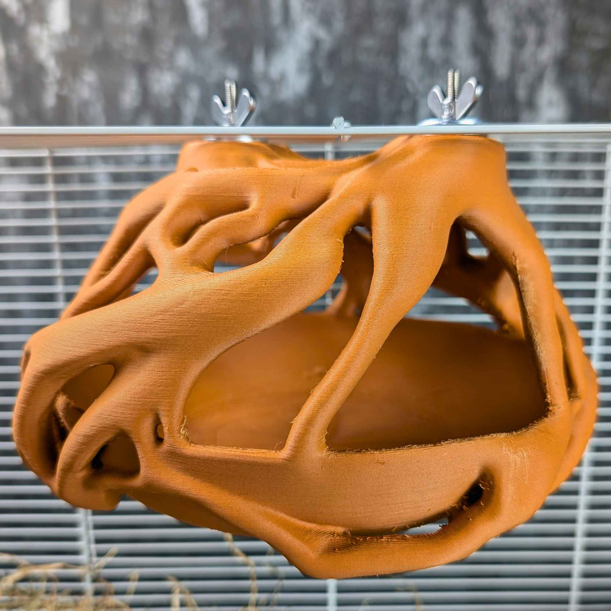 Natural Root Burrow Rat Hideaway additional angle showing colour accuracy