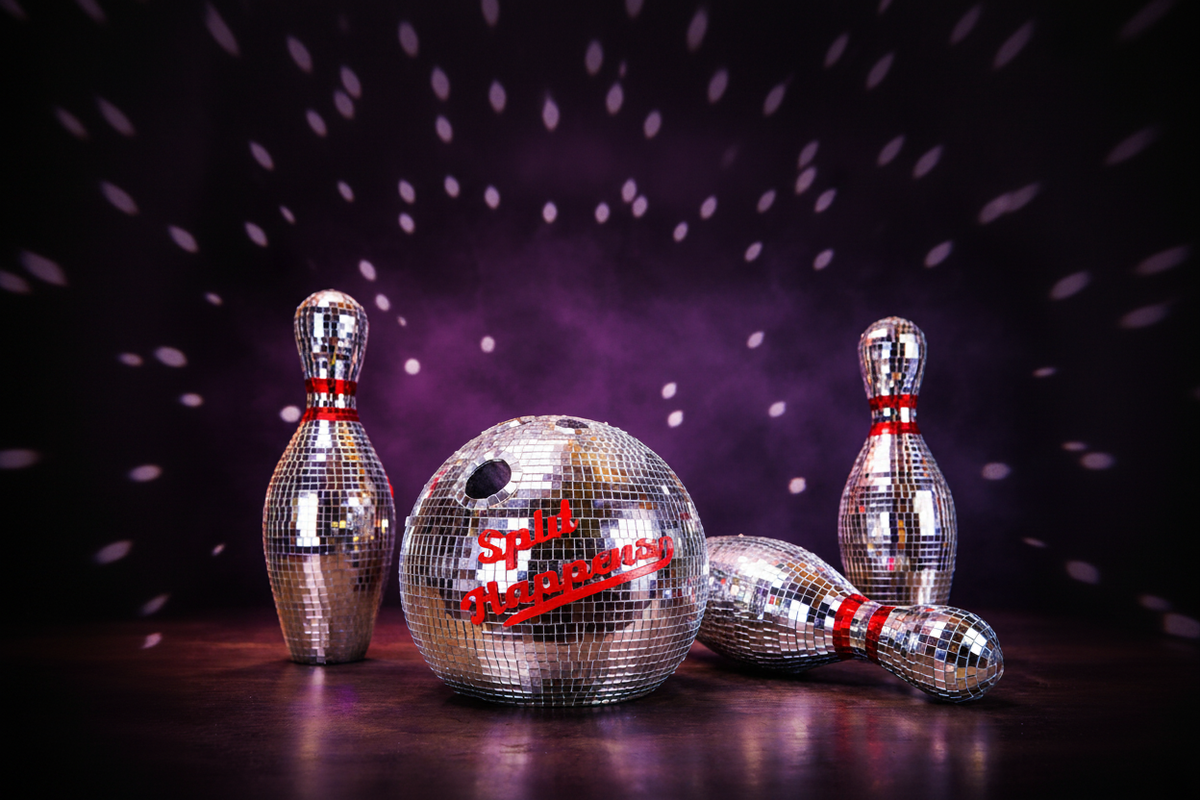 Mirror bowling ball reflective bokeh