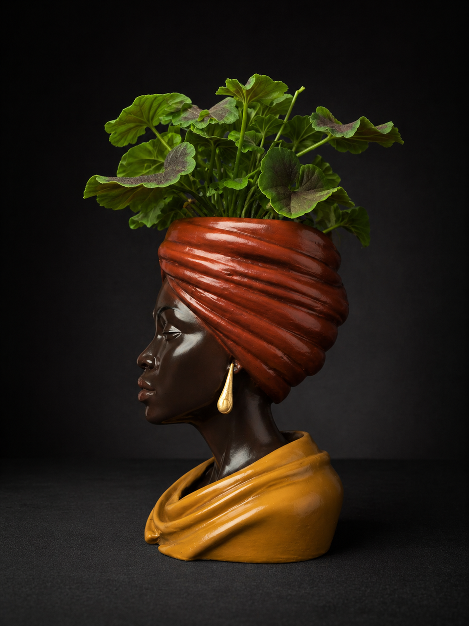 Golden Hour planter side profile with green plant