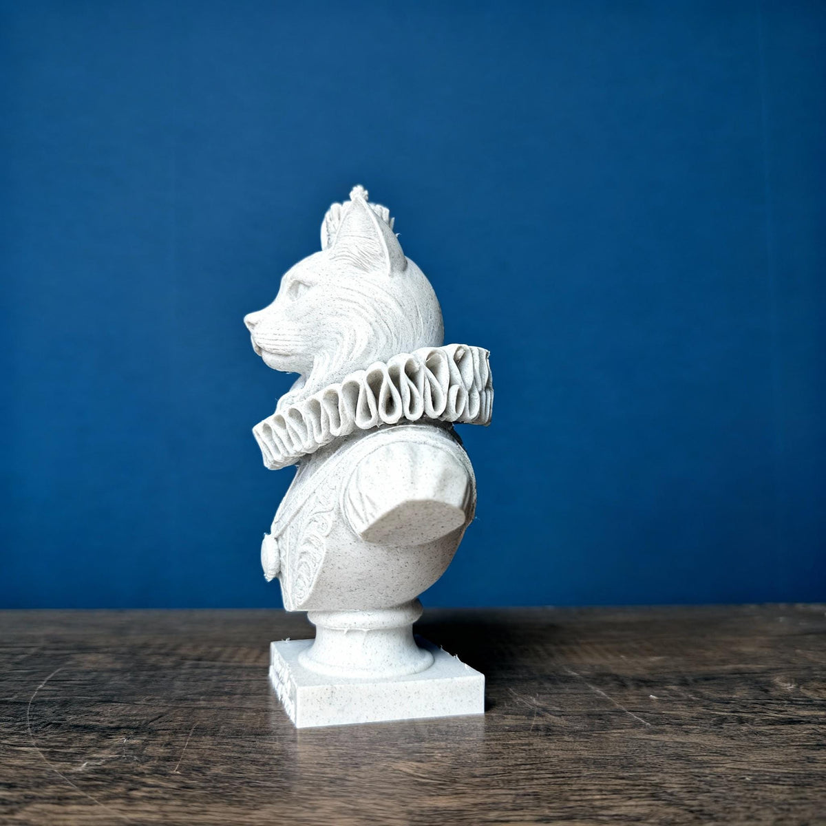 Custom marble-effect pet bust made from photos