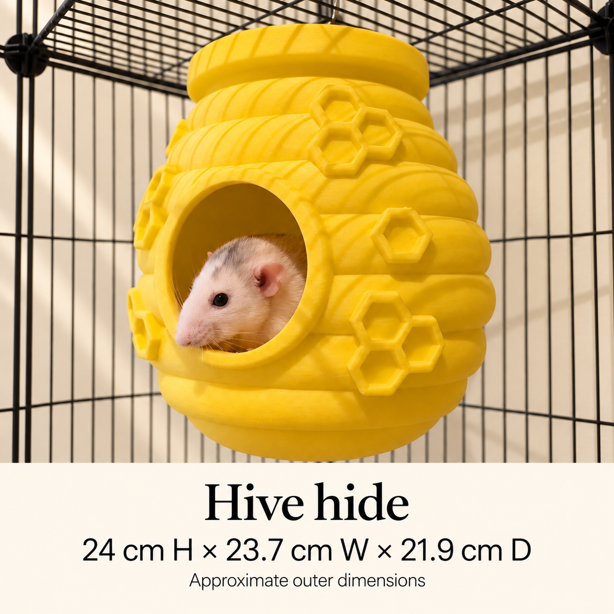 Hive size card giving approximate outer dimensions of 24 cm high, 23.7 cm wide and 21.9 cm deep.
