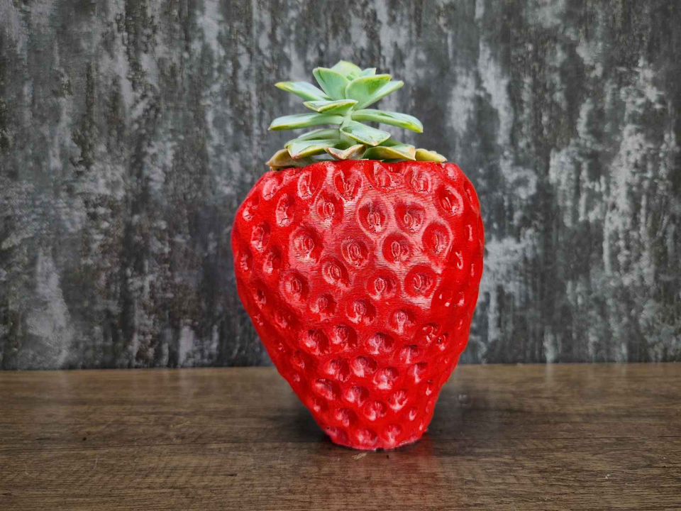 Strawberry & Chocolate Planter drainage and base detail