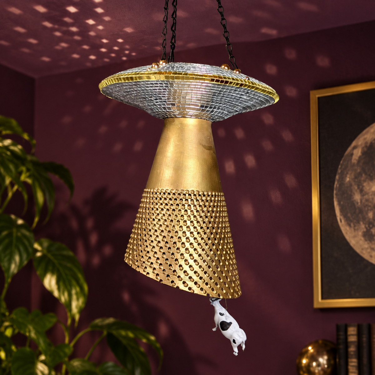 UFO mirror planter