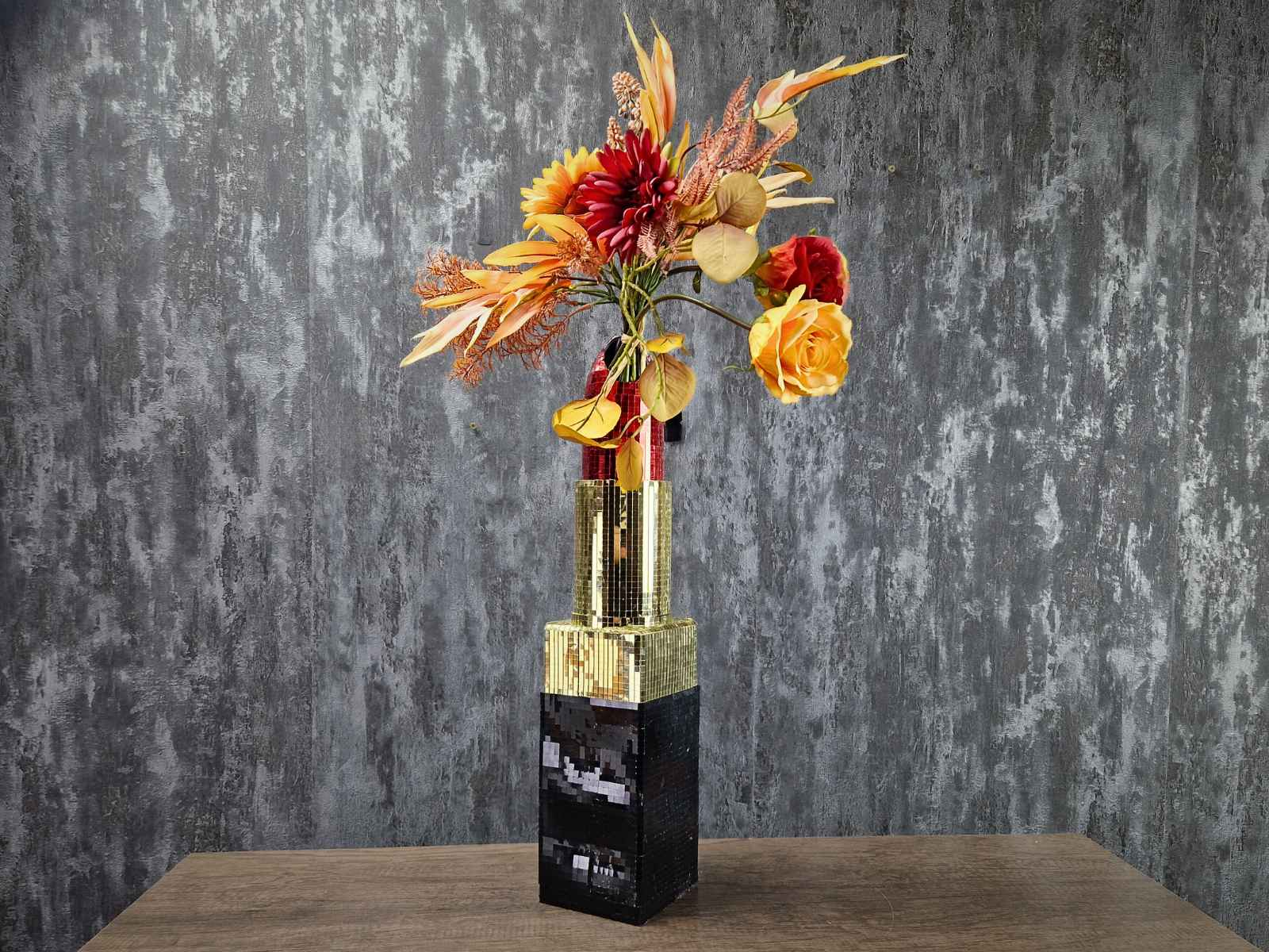 Glam Lipstick Vase
