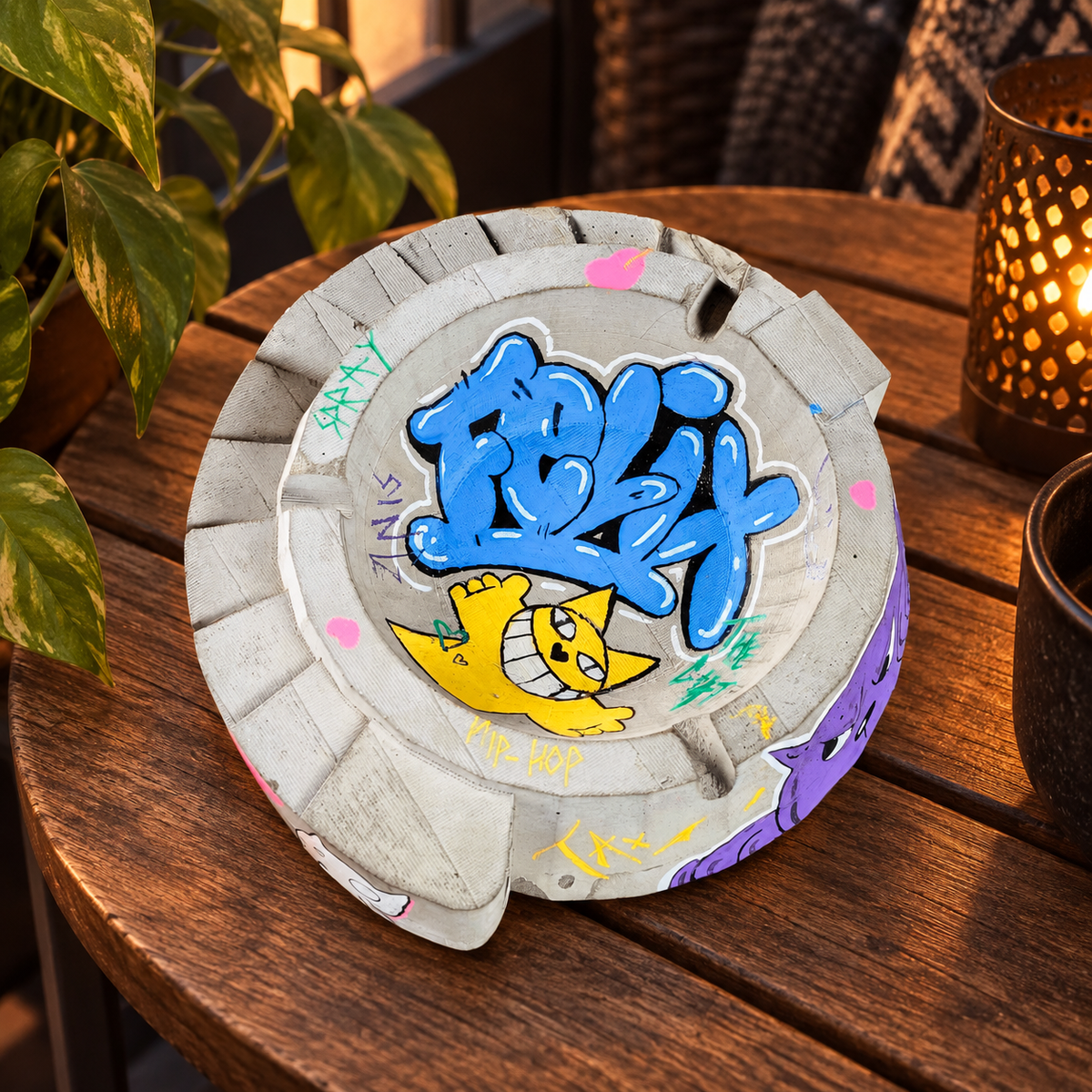 Personalised graffiti ashtray