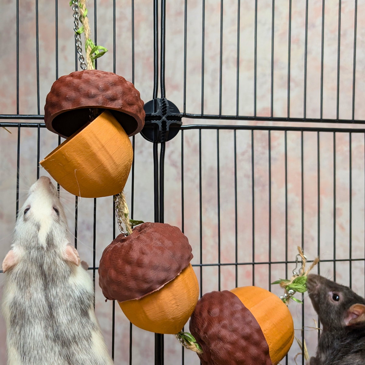 Cute Rat Toy Foraging Garland additional angle showing colour accuracy