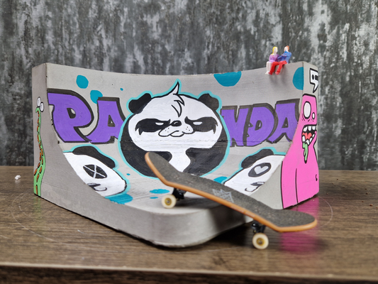 Graffiti Quarterpipe Planter