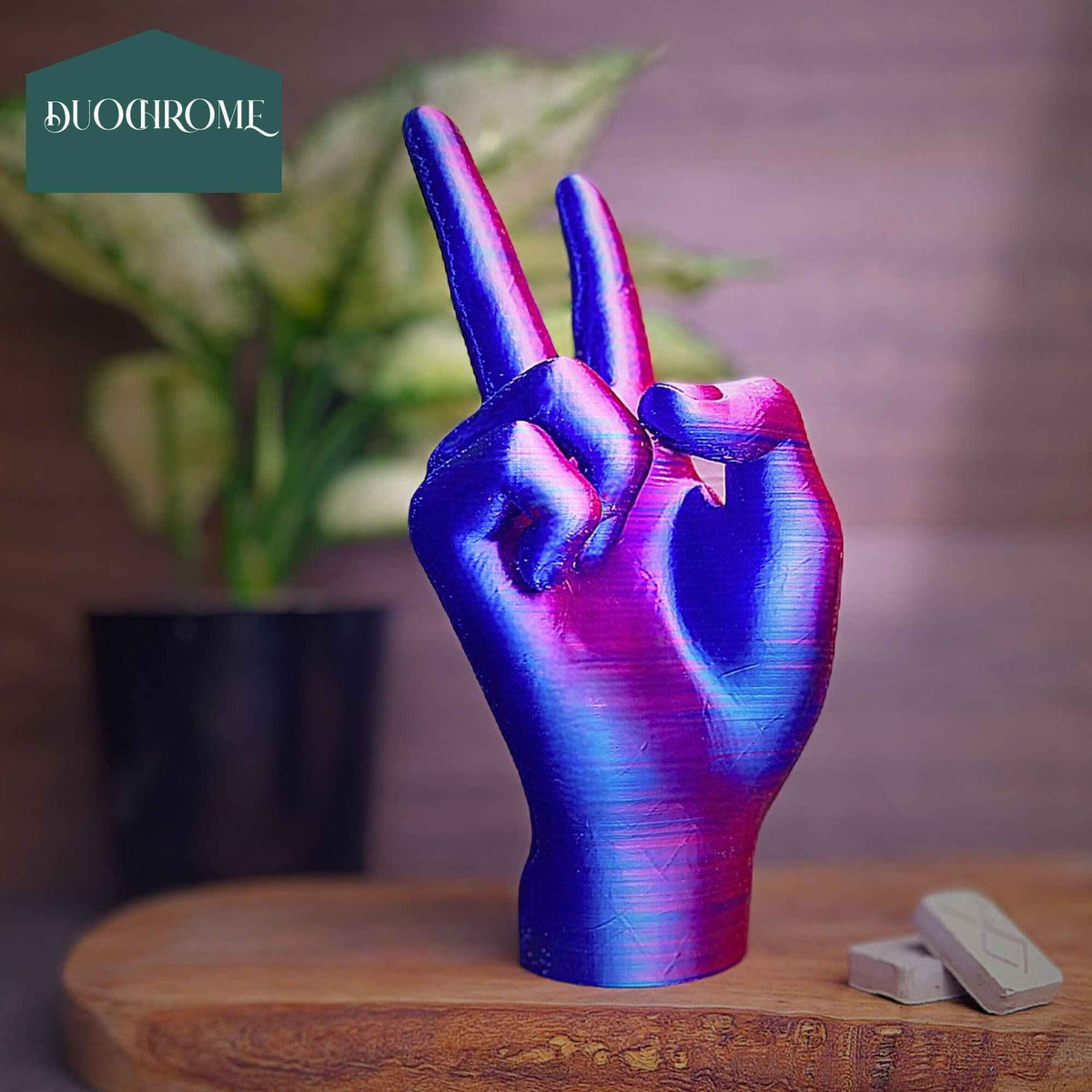 Peace Hand Sculpture - Artistic Expression of Tranquility texture and surface detail