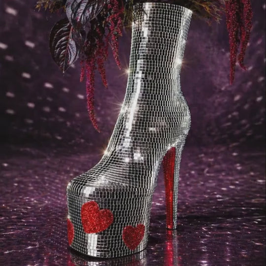 Heartbreaker XL mirror ball vase product video