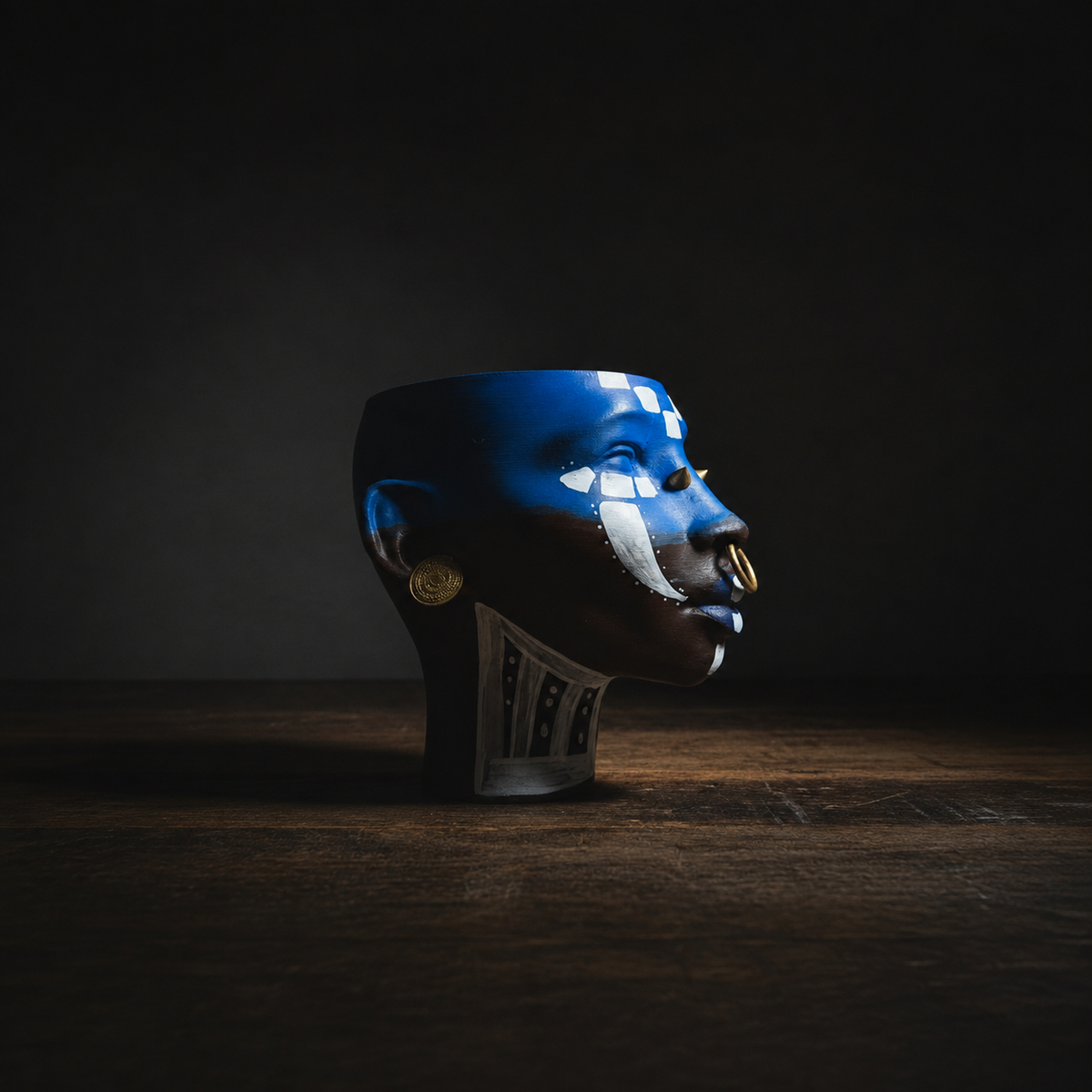 Ashanti Warrior Head Planter - Blue profile on dark wood