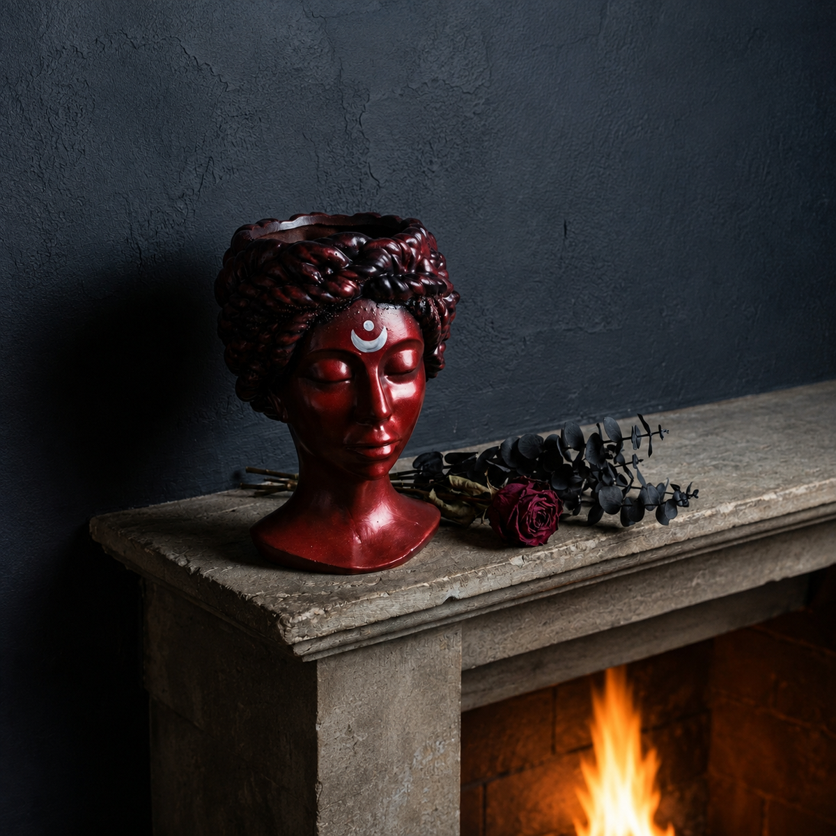Blood Moon goddess bust planter — image 6