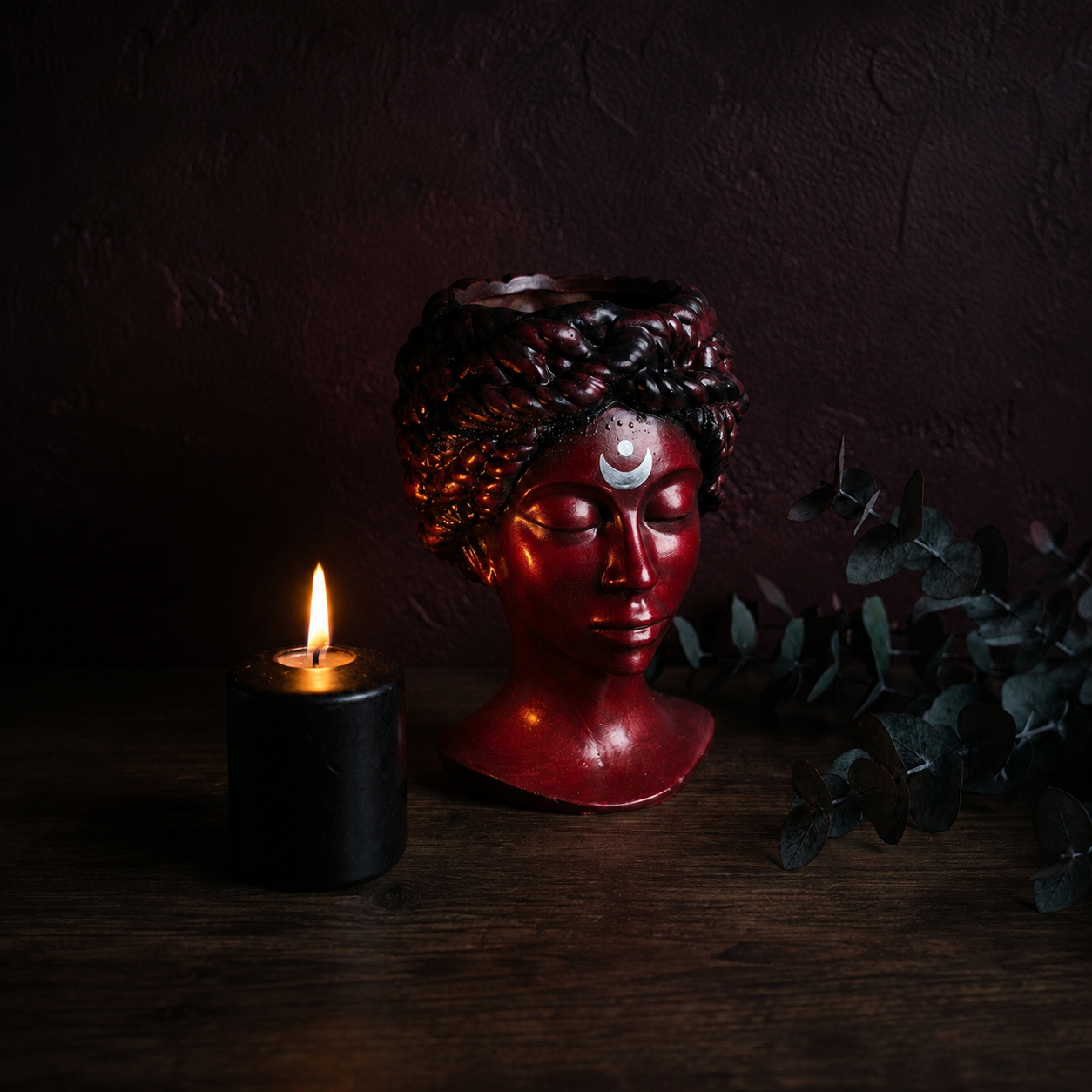Blood Moon goddess bust planter — image 7