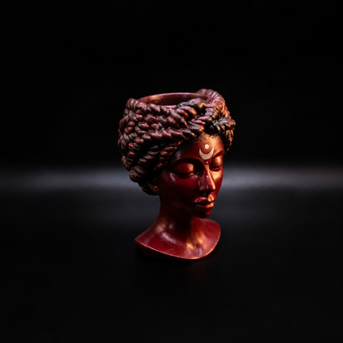 Blood Moon goddess bust planter — image 4