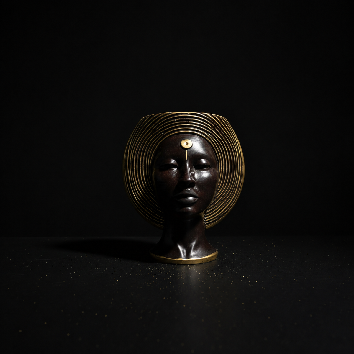 Art Deco bust planter side detail