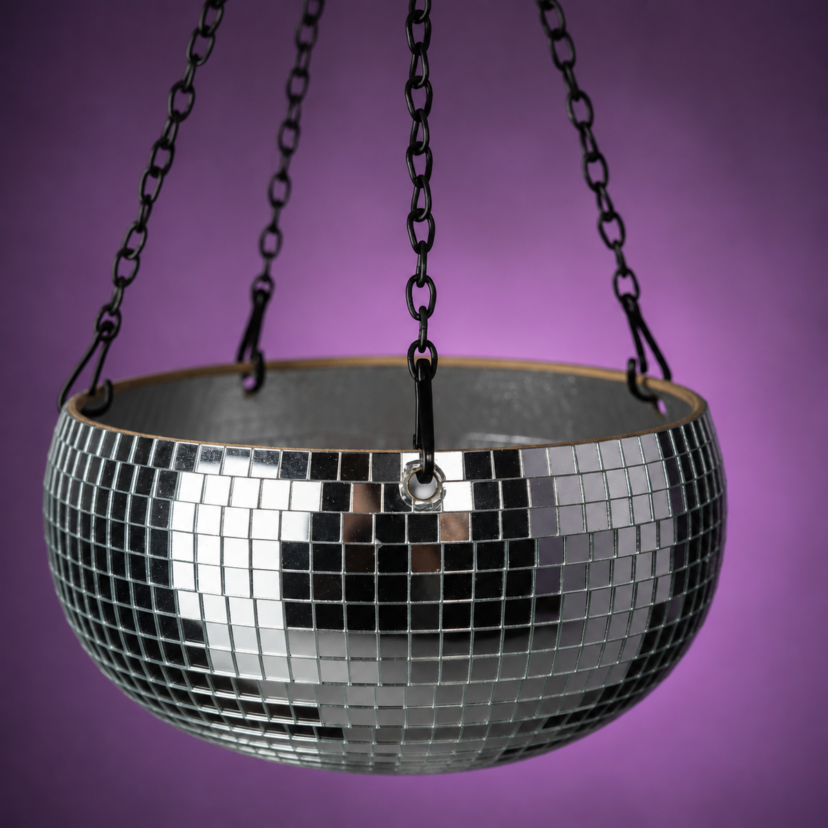 The Glitter Ball - Chain Mechanism Detail