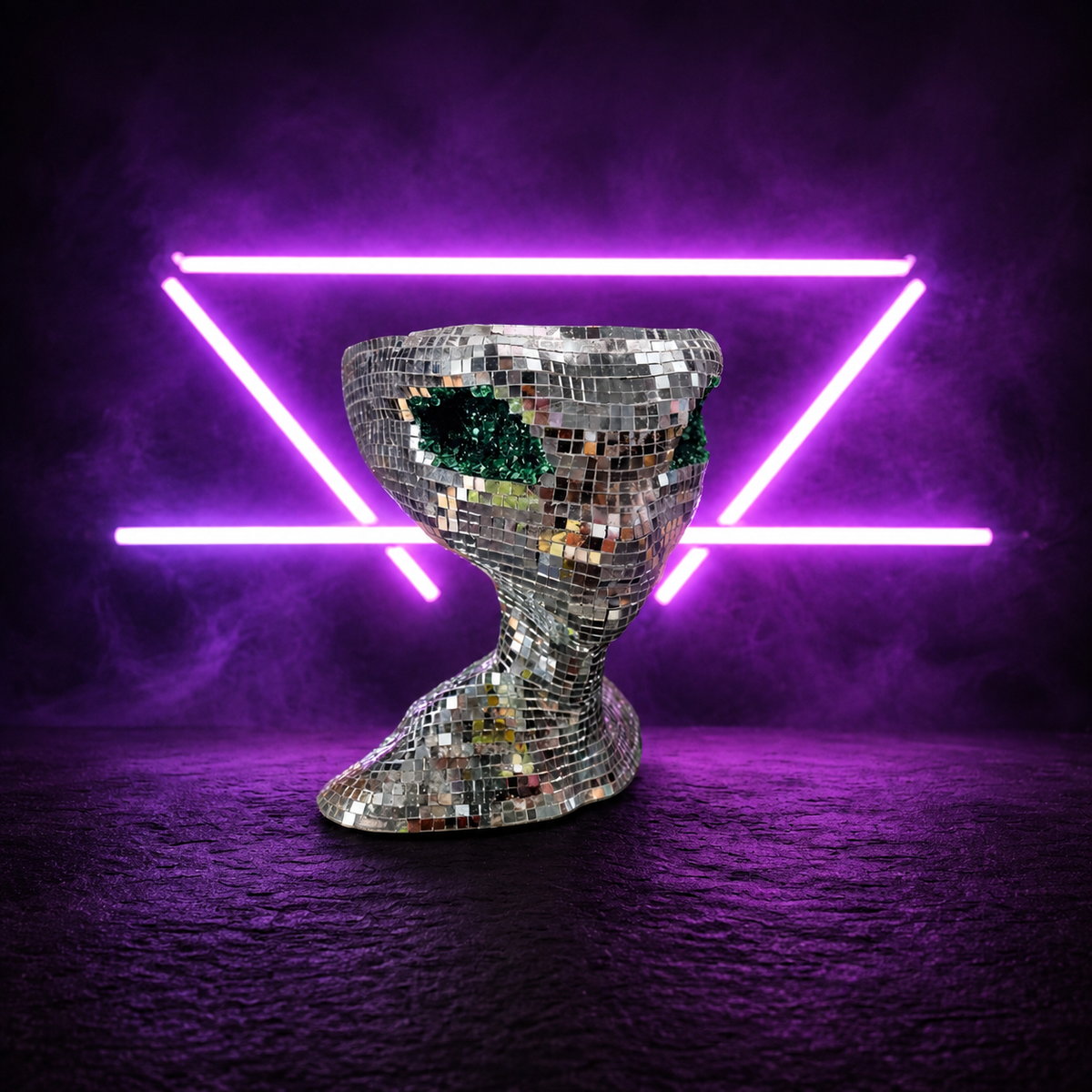 Mirror ball alien statue reflective mirror tile surface